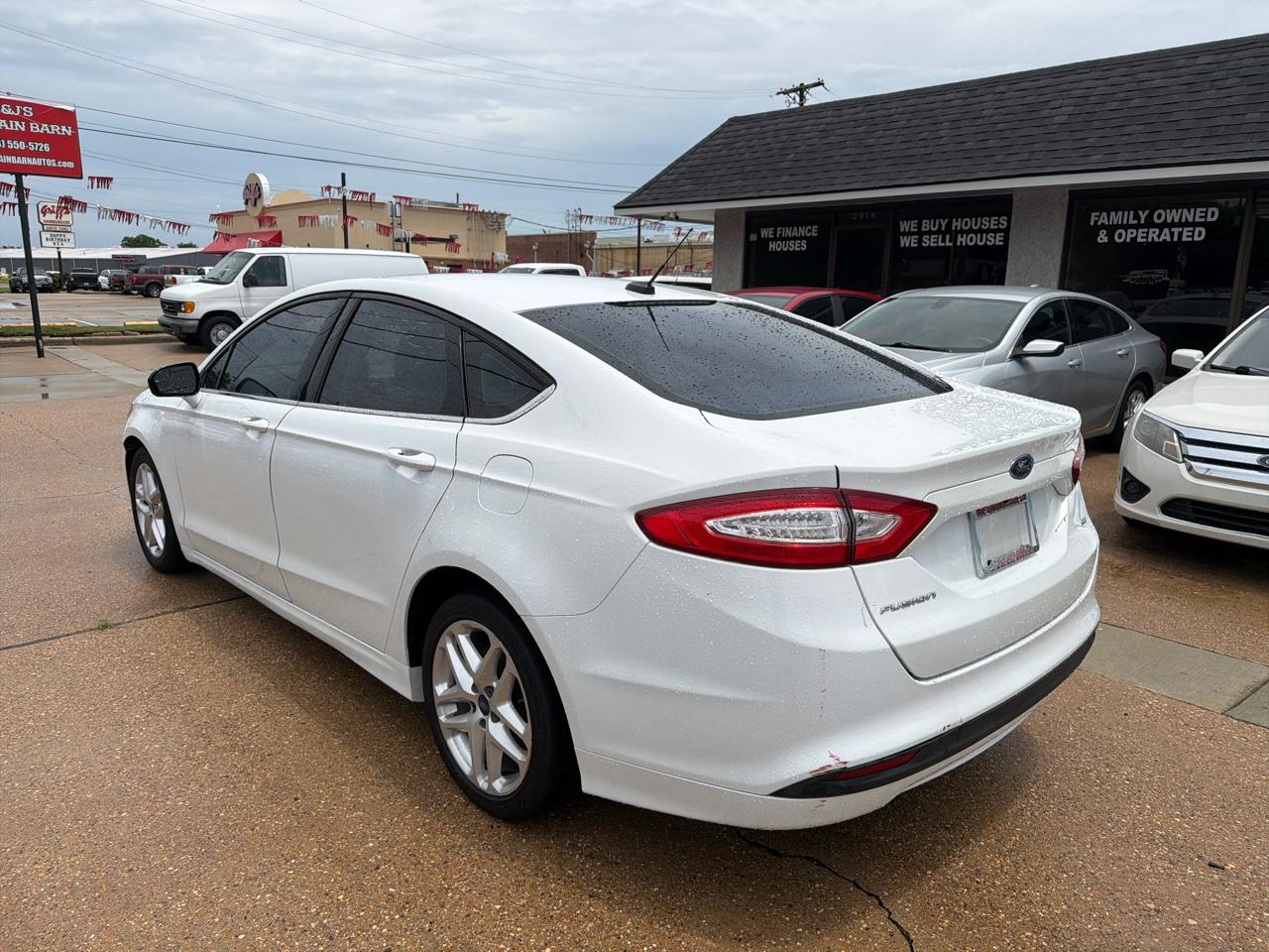 Ford Fusion SE 2015