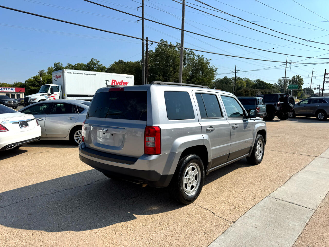 Jeep Patriot Sport 2WD 2014 Jeep Patriot Sport 2WD 2014
