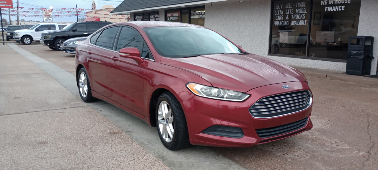 Ford Fusion SE 2013