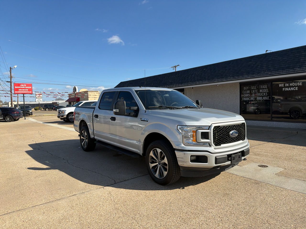 Ford F-150 4WD SuperCrew 150" XLT 2019