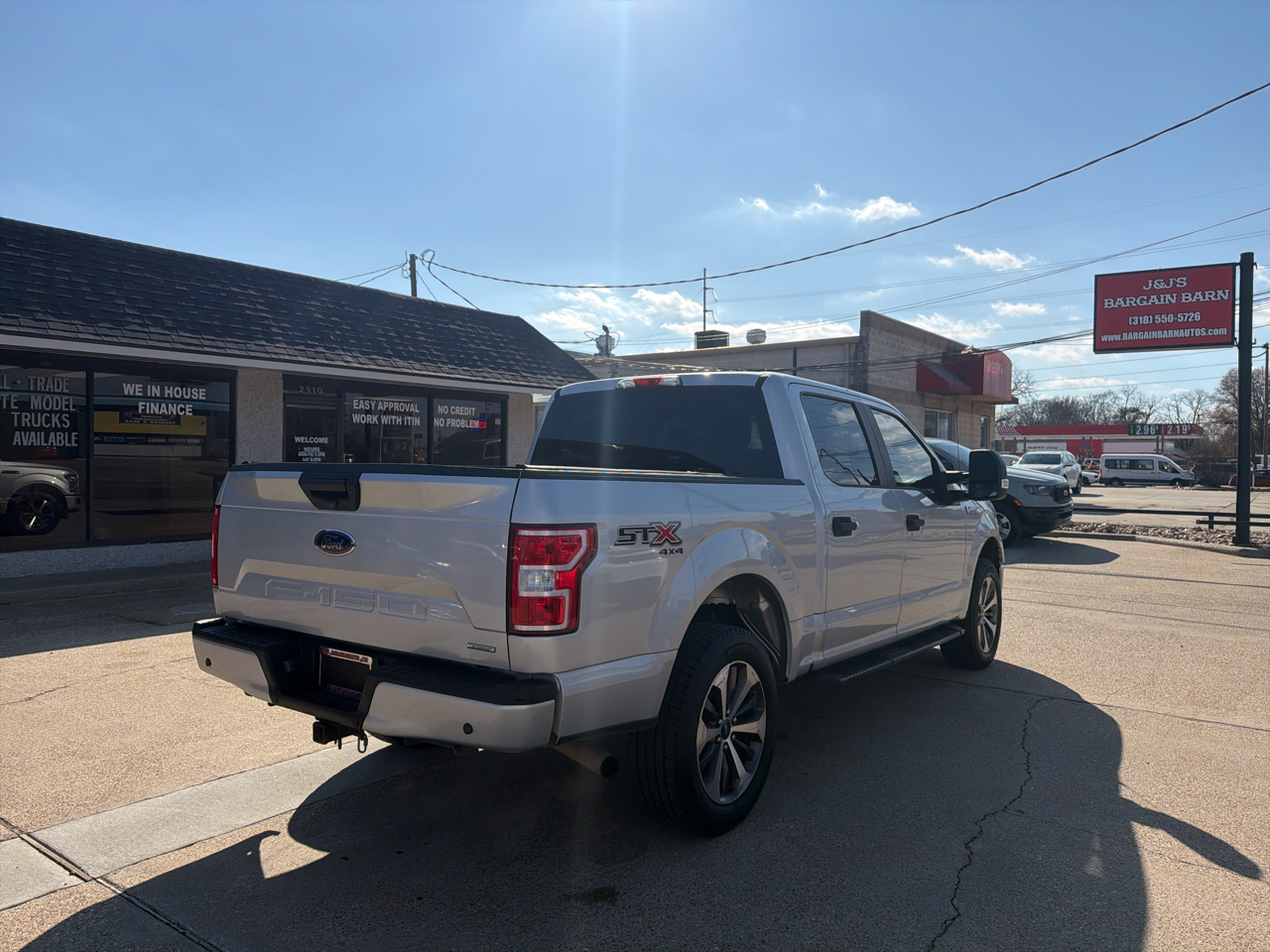Ford F-150 4WD SuperCrew 150" XLT 2019