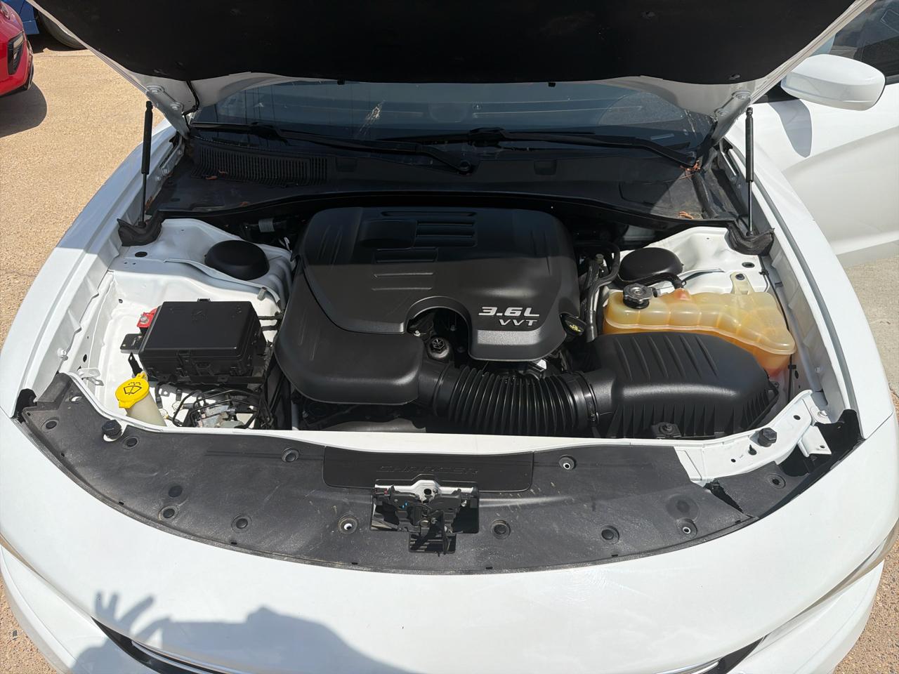 Dodge Charger SE 2016