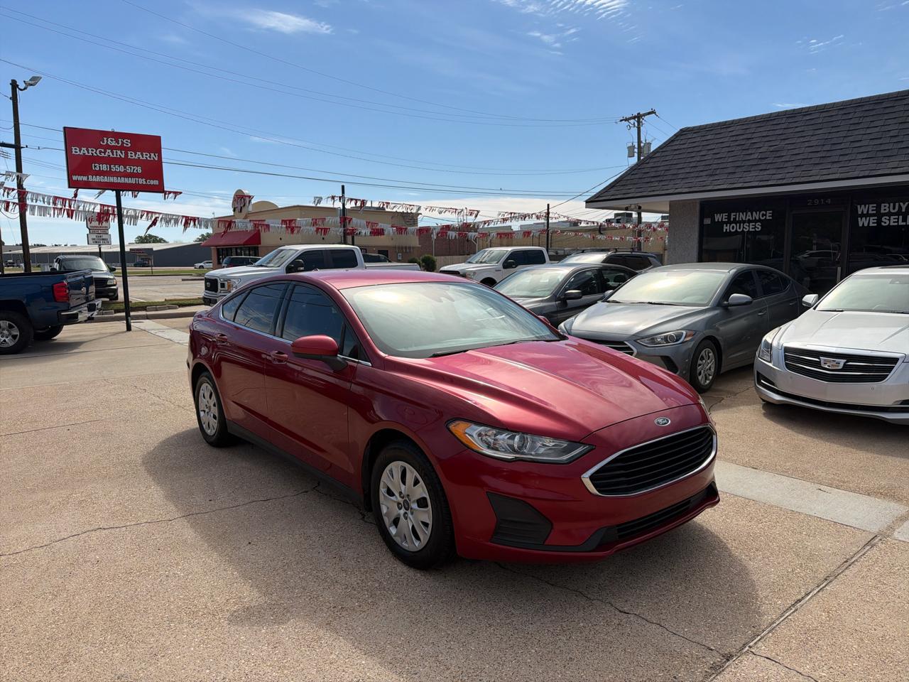 Ford Fusion S 2020