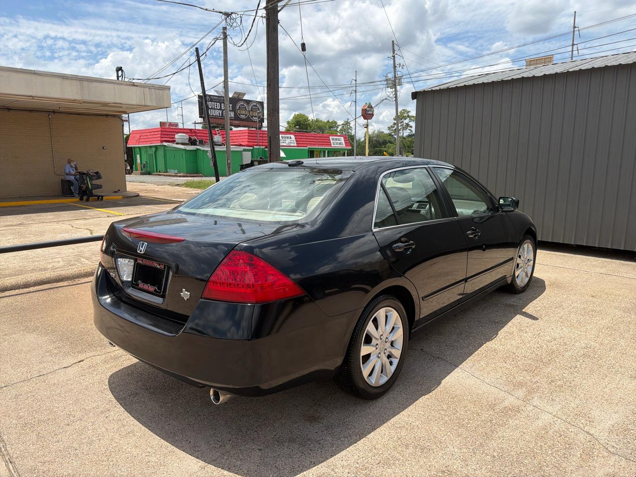 Honda Accord EX V-6 Sedan AT w/ XM Radio 2006