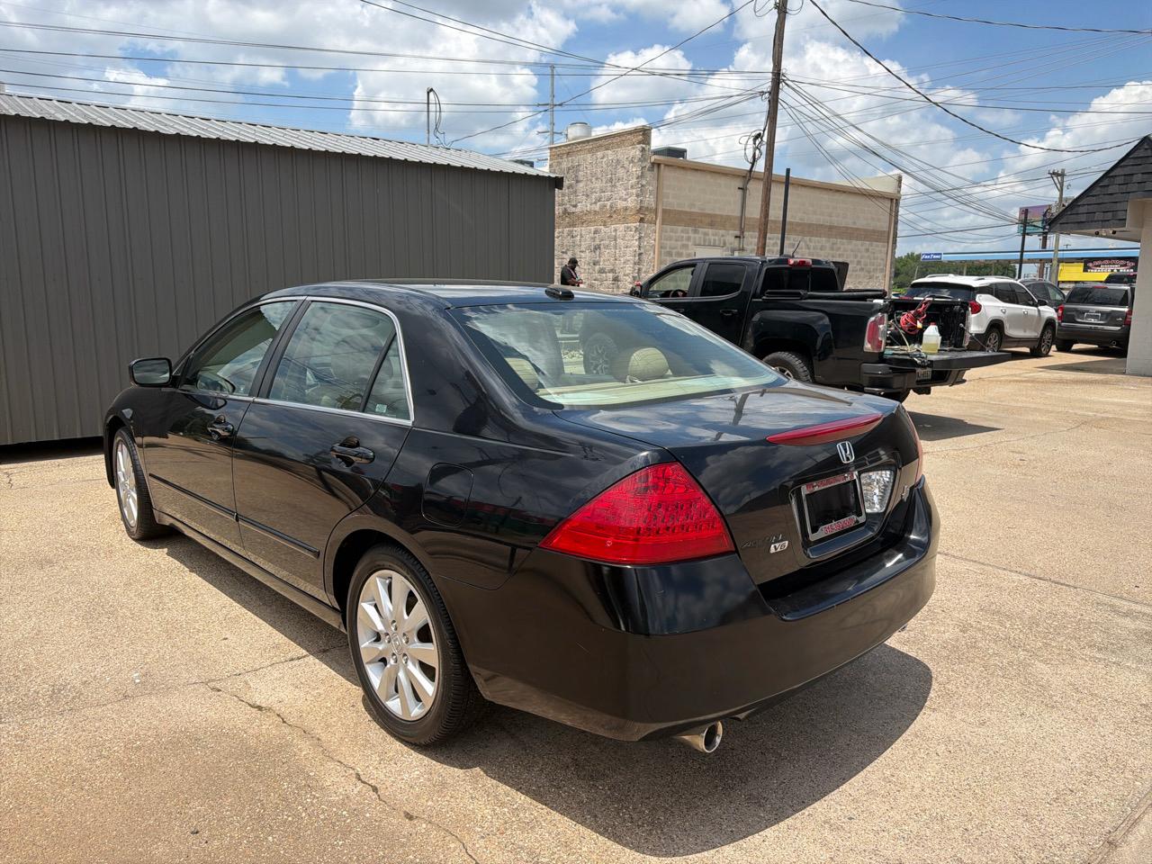 Honda Accord EX V-6 Sedan AT w/ XM Radio 2006