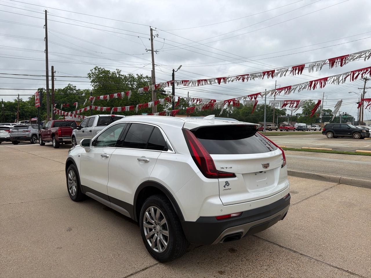 Cadillac XT4 Premium Luxury AWD 2019