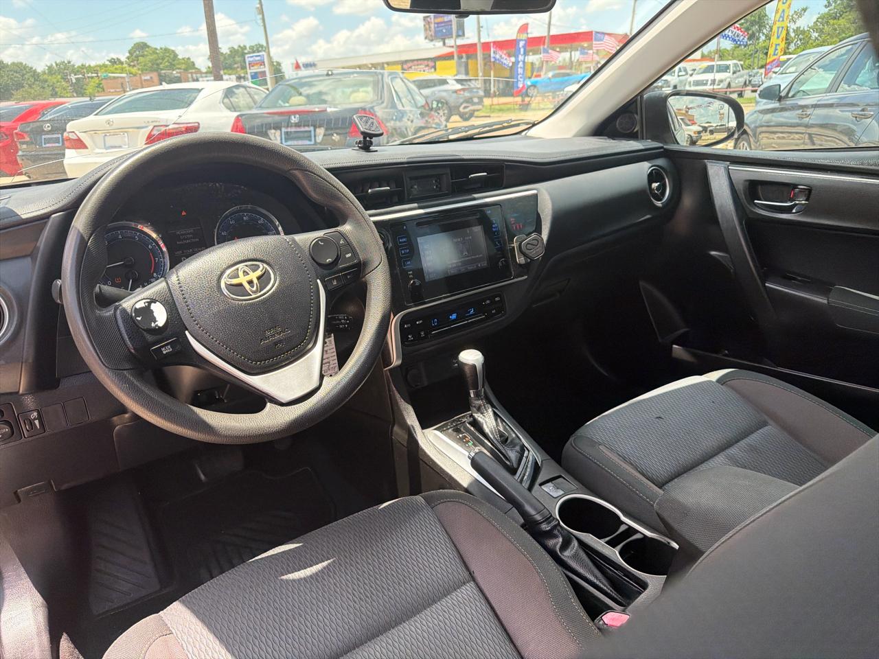 Toyota Corolla L CVT 2018