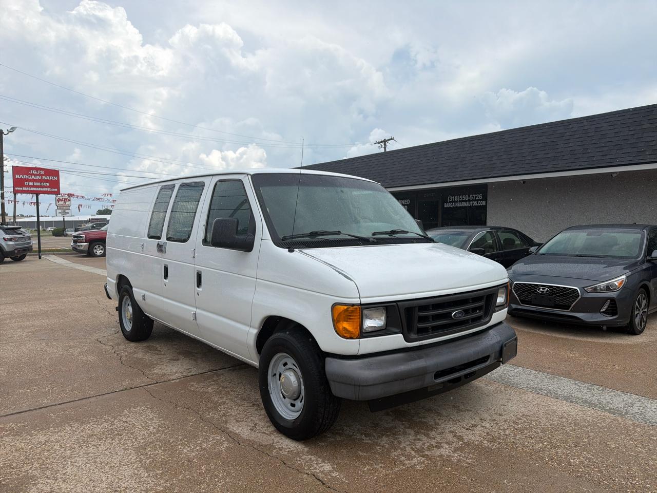 Ford Econoline Cargo Van E-150 2006