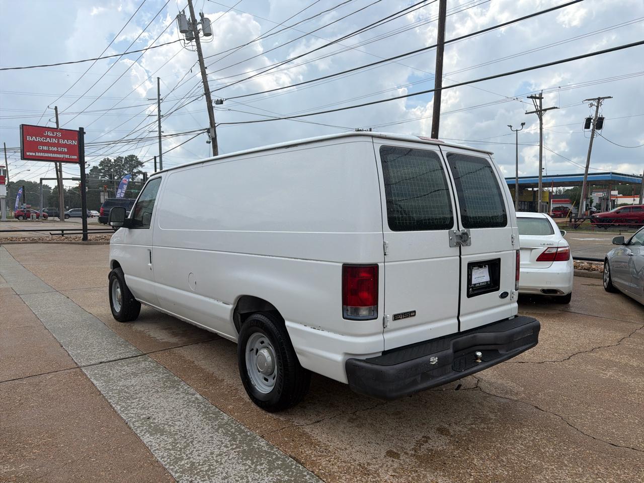 Ford Econoline Cargo Van E-150 2006