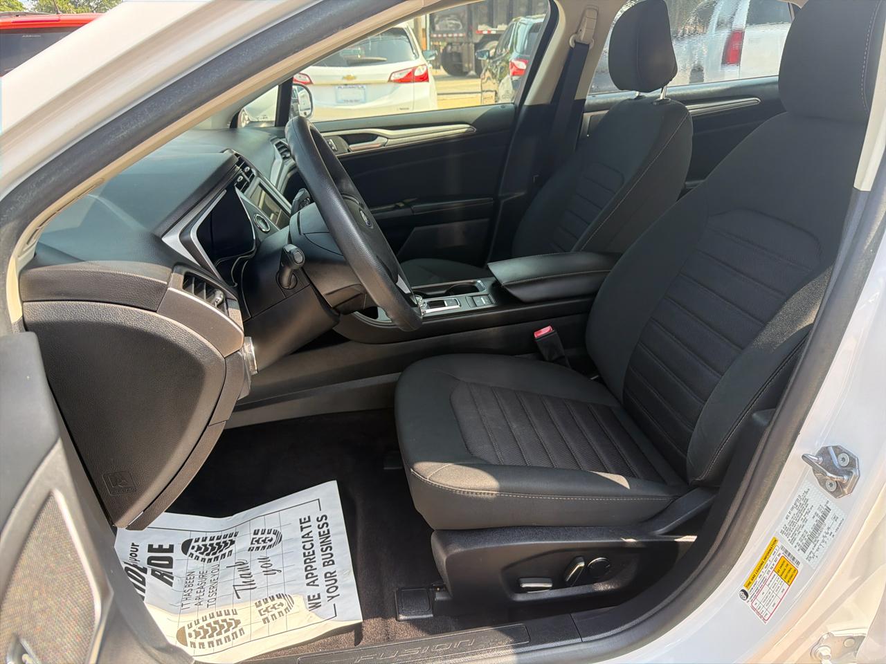 Ford Fusion Hybrid SE 2020