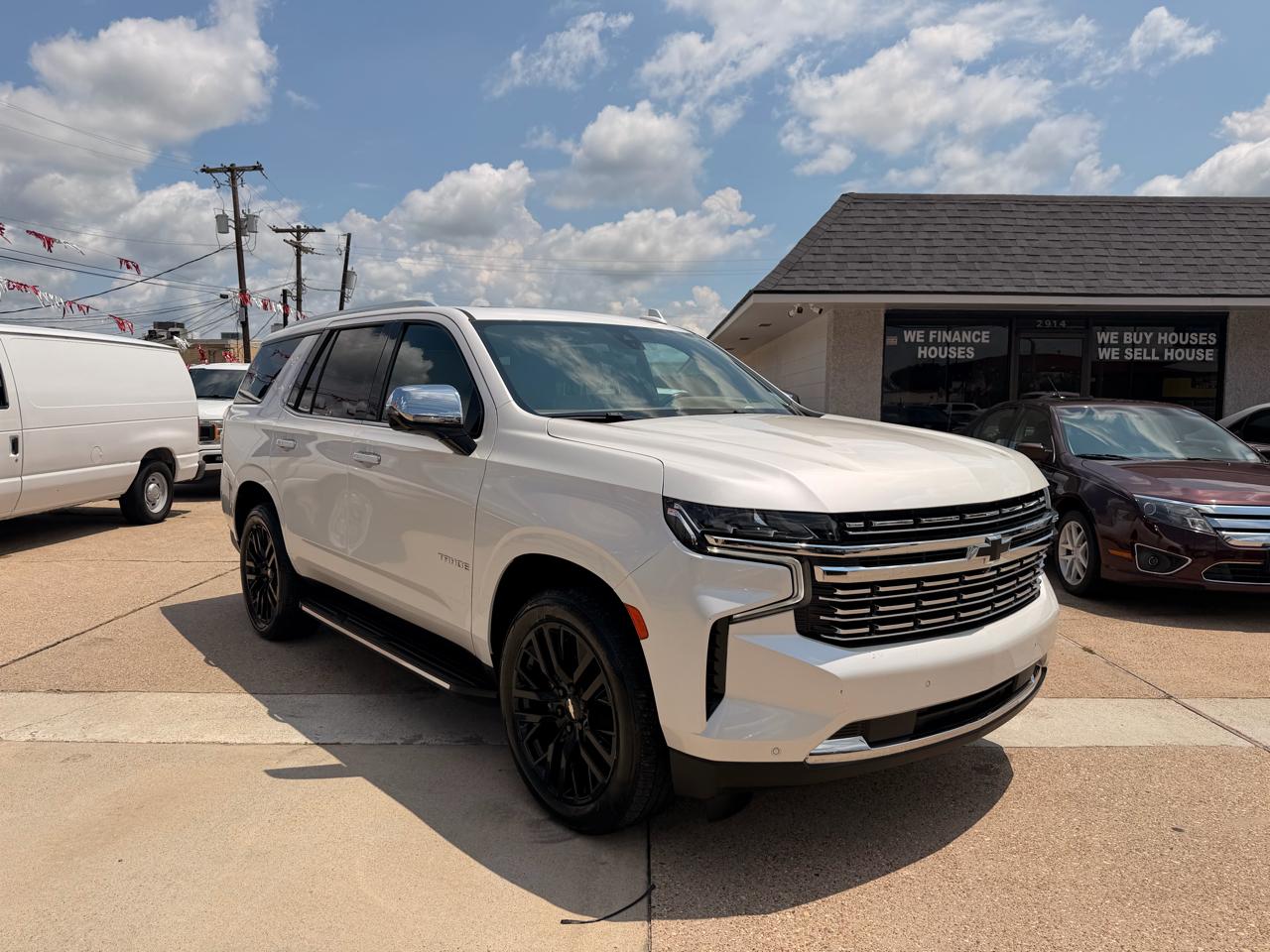 Chevrolet Tahoe 4WD 4dr Premier 2021