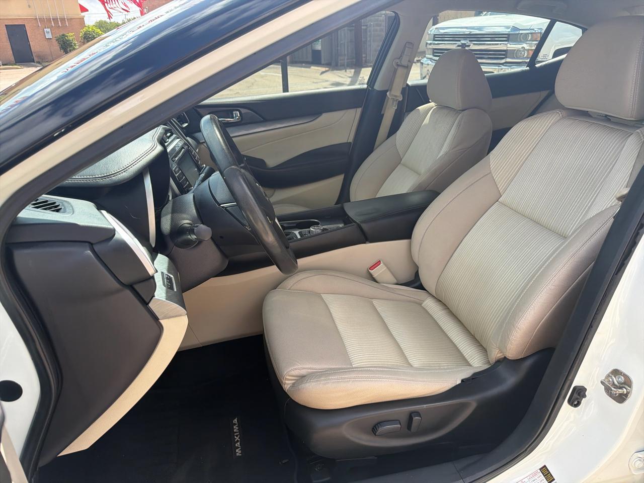 Nissan Maxima 3.5 S 2017