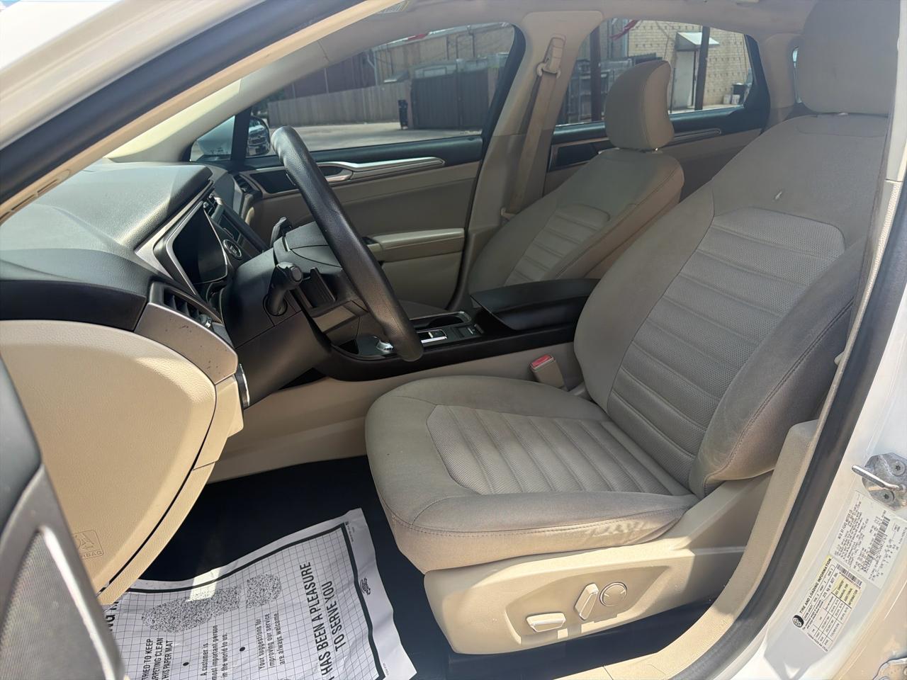 Ford Fusion SE 2019