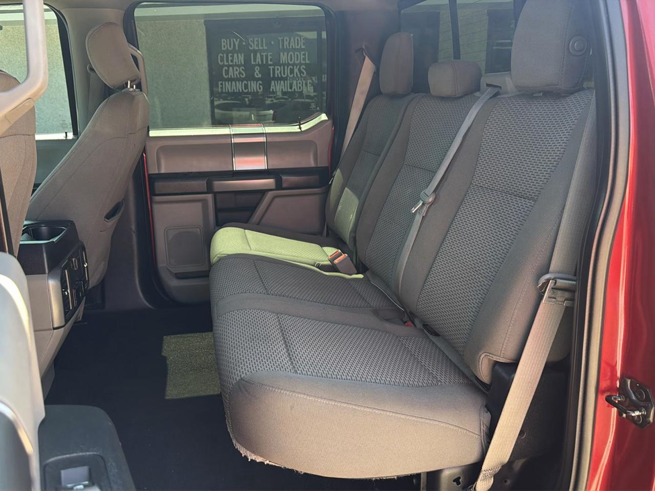 Ford F-150 4WD SuperCrew 145" XLT 2018