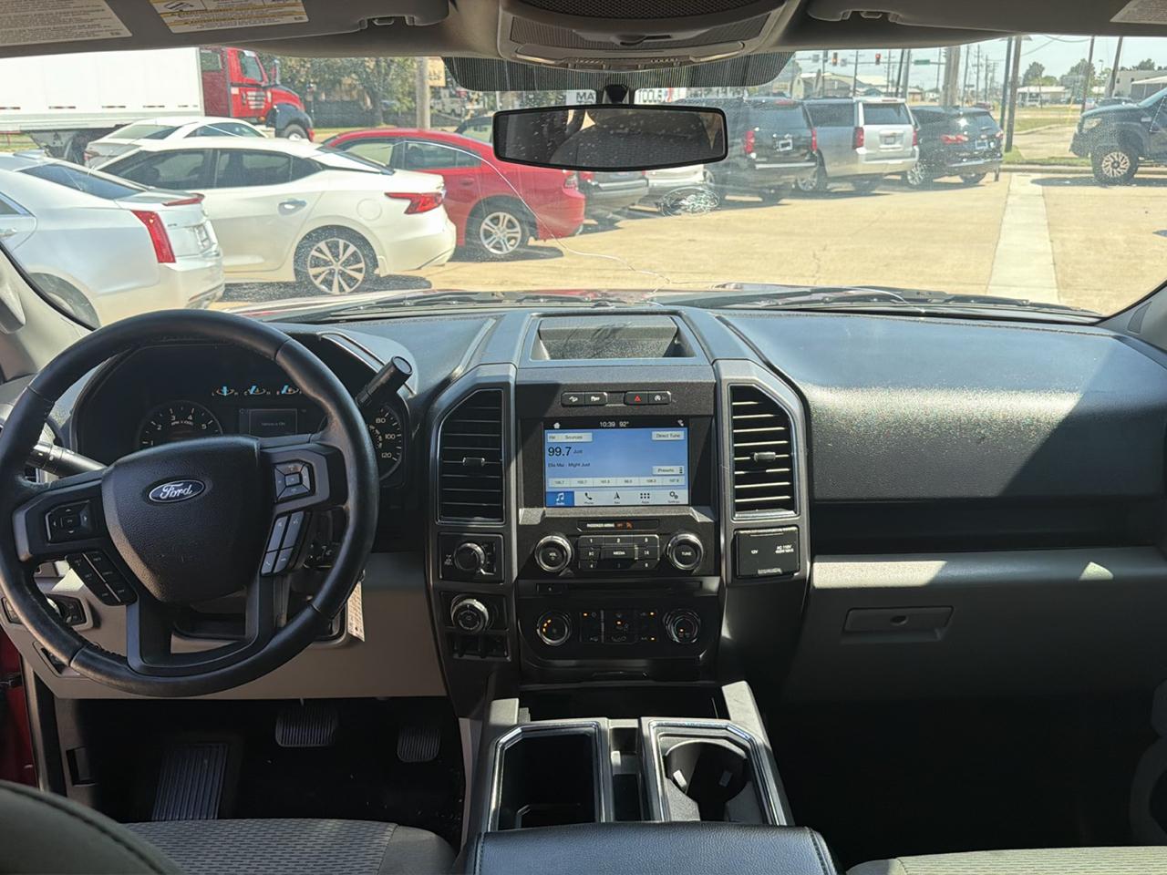 Ford F-150 4WD SuperCrew 145" XLT 2018