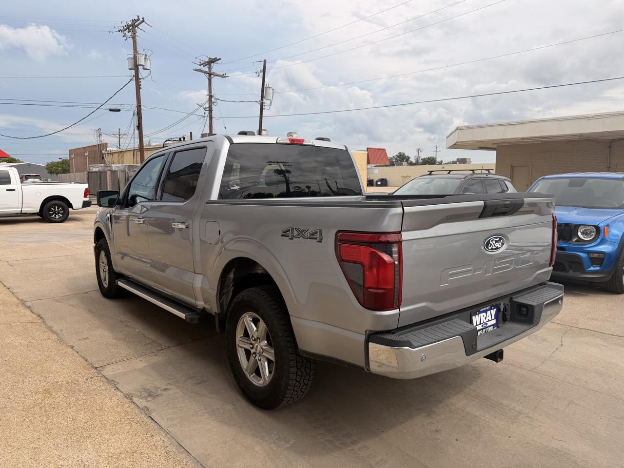Ford F-150 XLT SuperCrew 4WD 2025