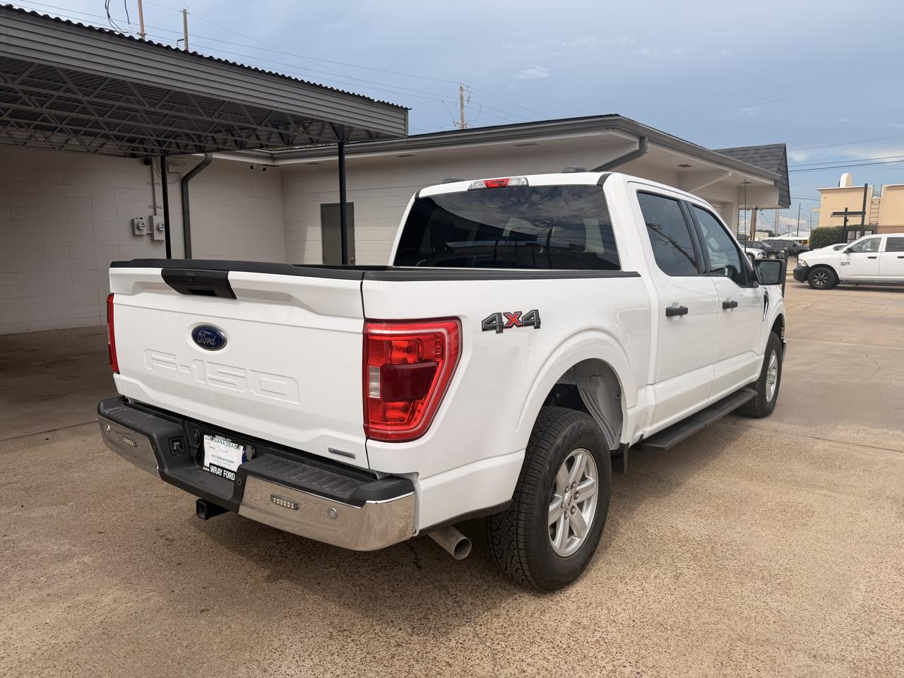 Ford F-150 4WD SuperCrew 139" XLT 2023