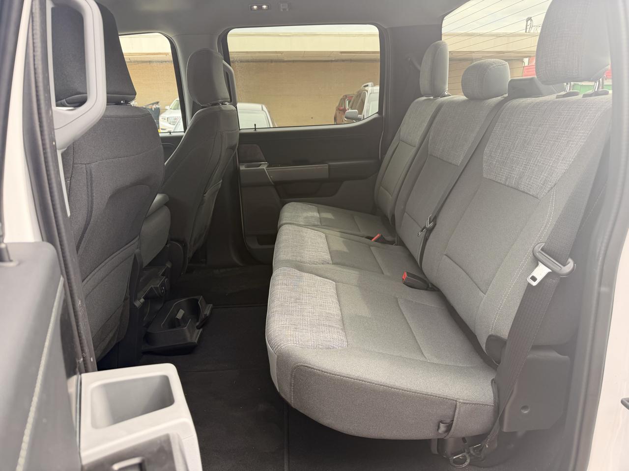 Ford F-150 4WD SuperCrew 139" XLT 2023