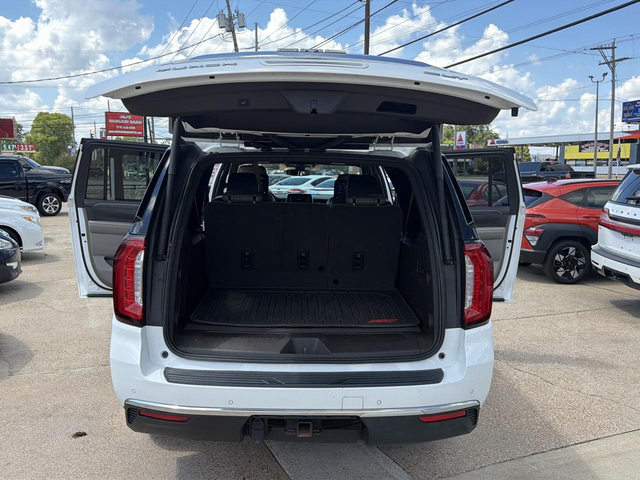 GMC Yukon XL 2WD 4dr SLT 2021