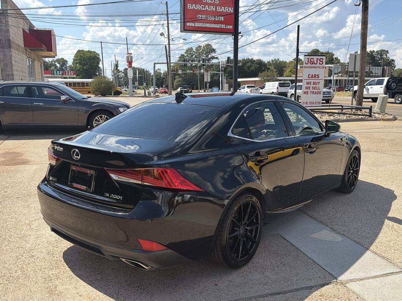 Lexus IS IS Turbo RWD 2017