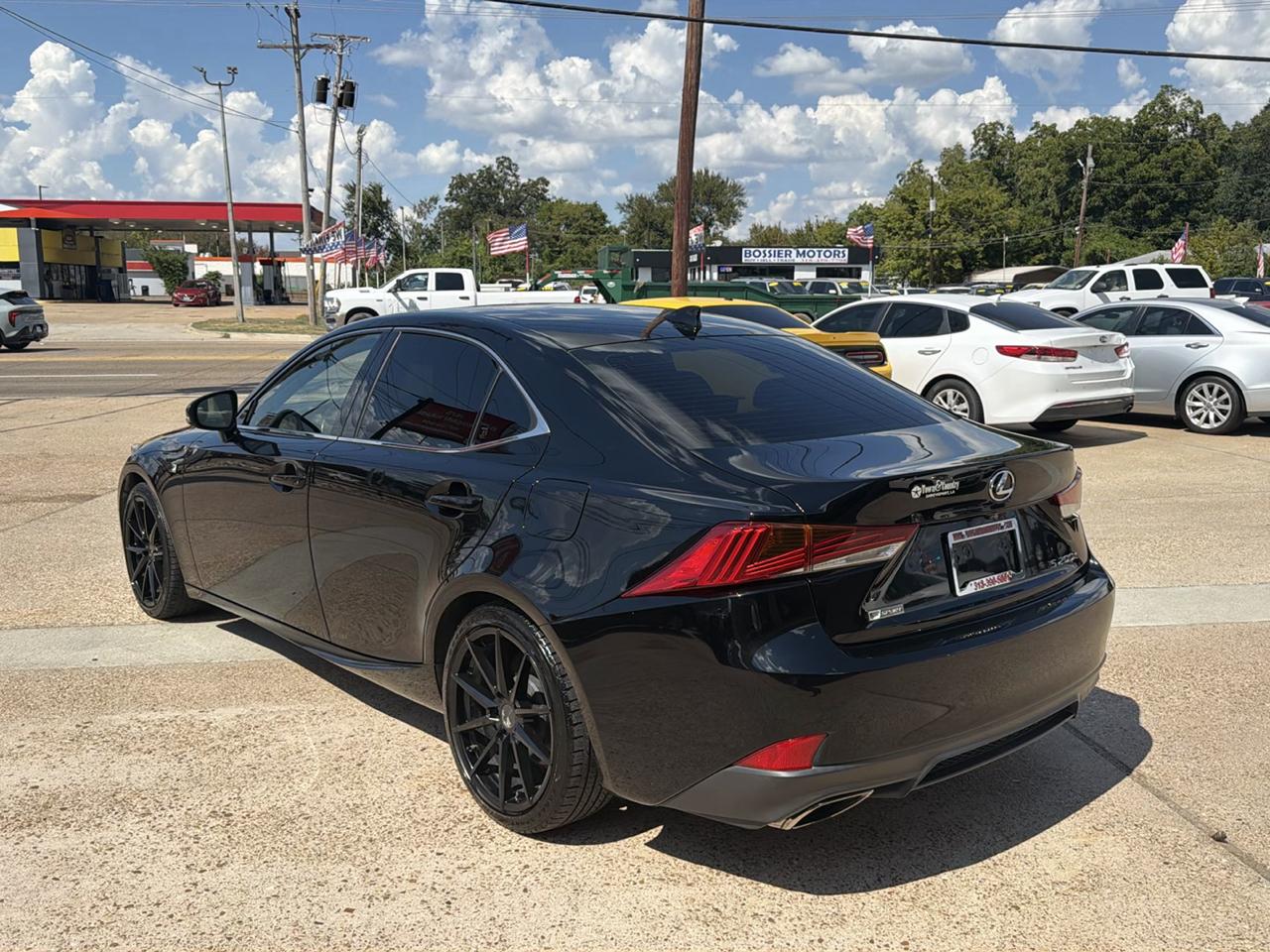 Lexus IS IS Turbo RWD 2017