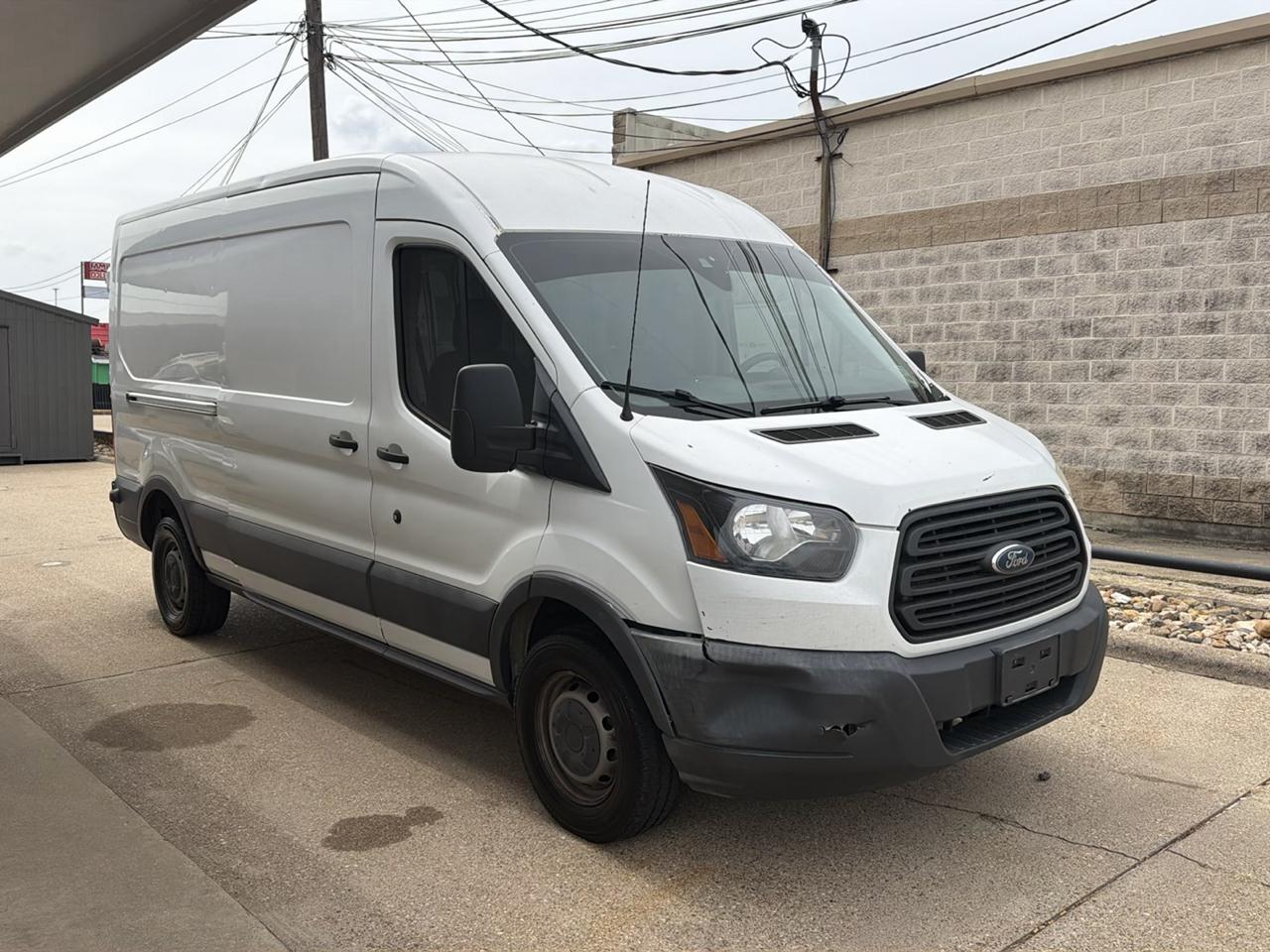 Ford Transit Cargo Van T-250 148" Med Rf 9000 GVWR Sliding RH Dr 2016