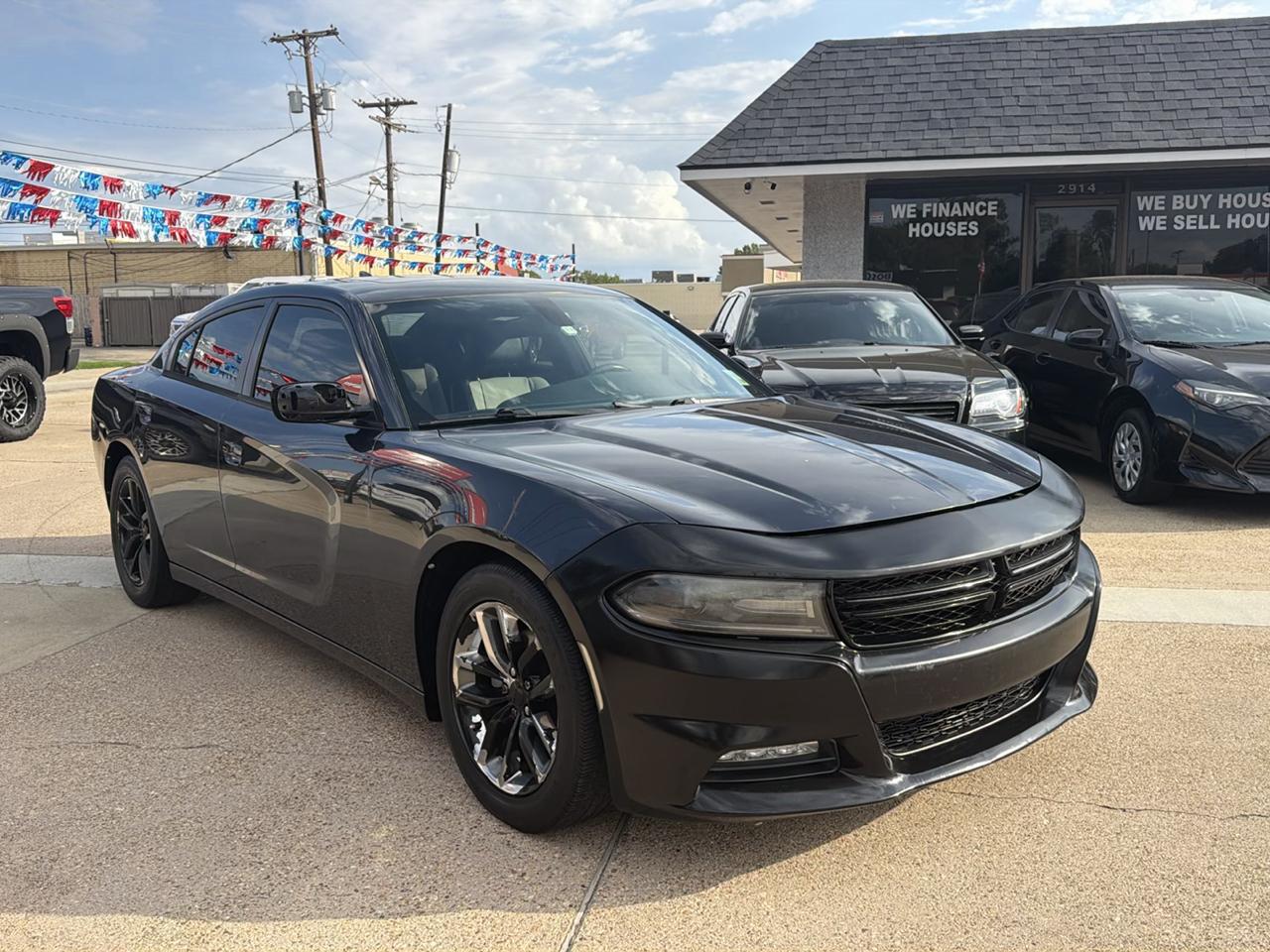 Dodge Charger 4dr Sdn SXT RWD 2016