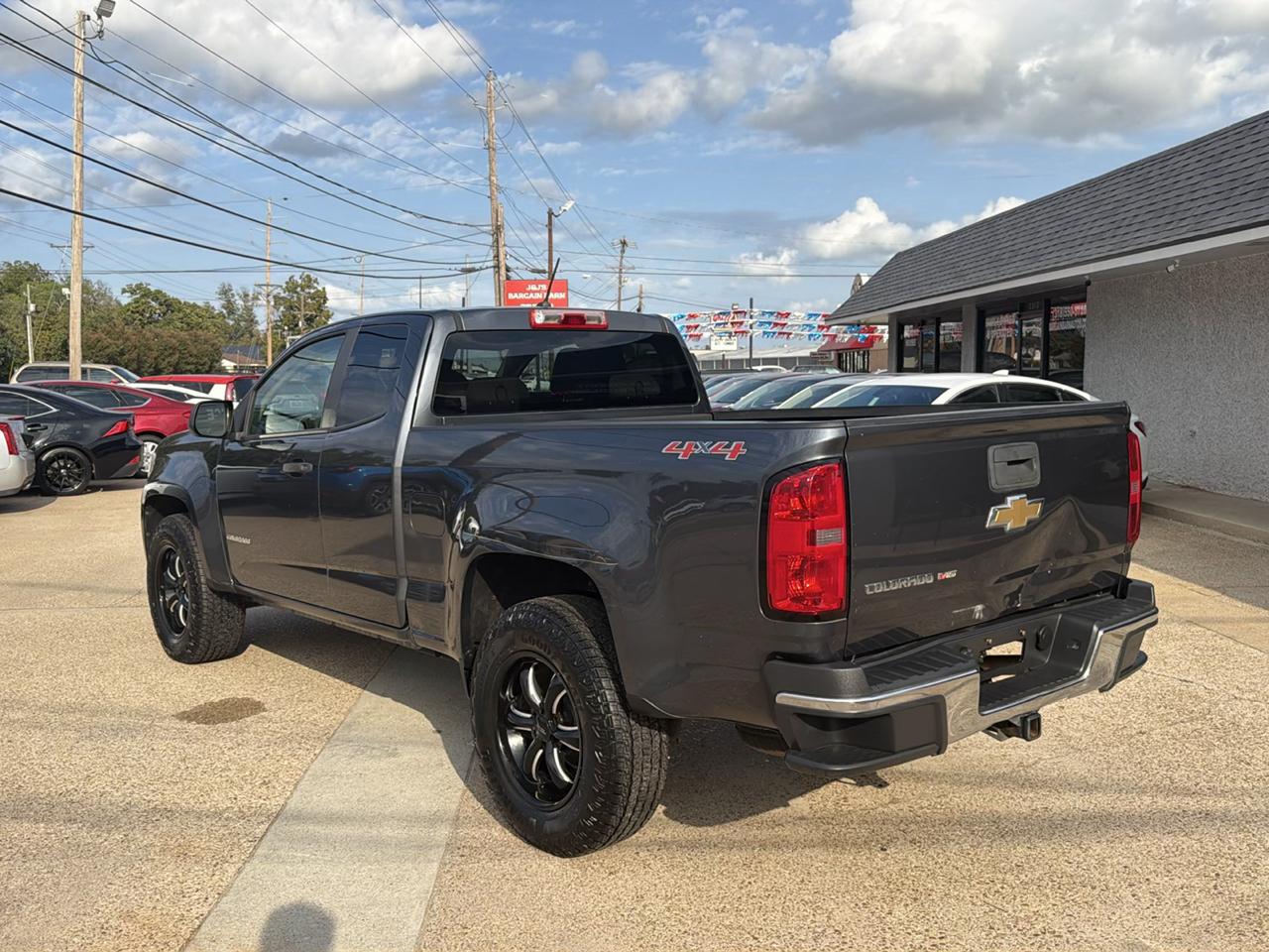 Chevrolet Colorado 4WD Ext Cab 128.3" WT 2017