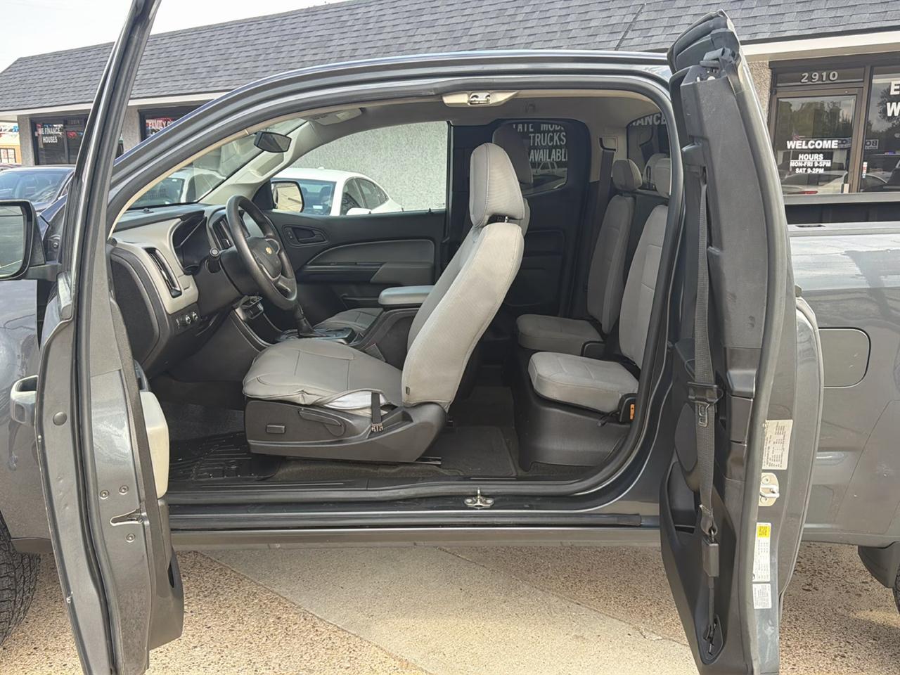 Chevrolet Colorado 4WD Ext Cab 128.3" WT 2017