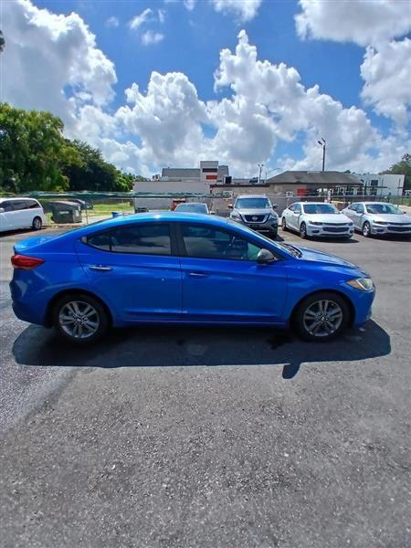 Hyundai Elantra Limited 2017