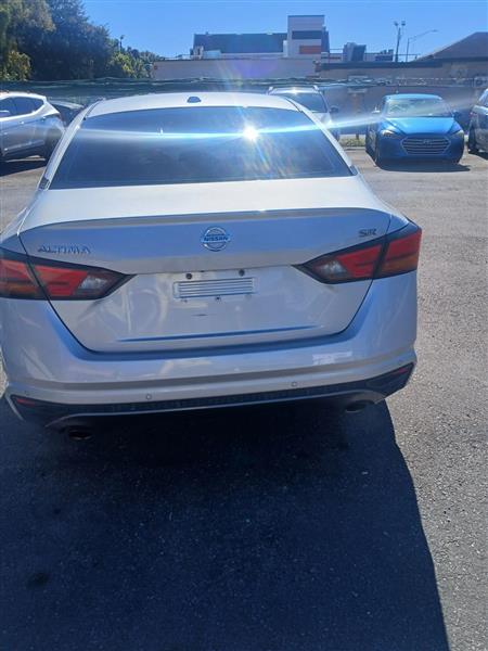 Nissan Altima 2.5 SR 2021