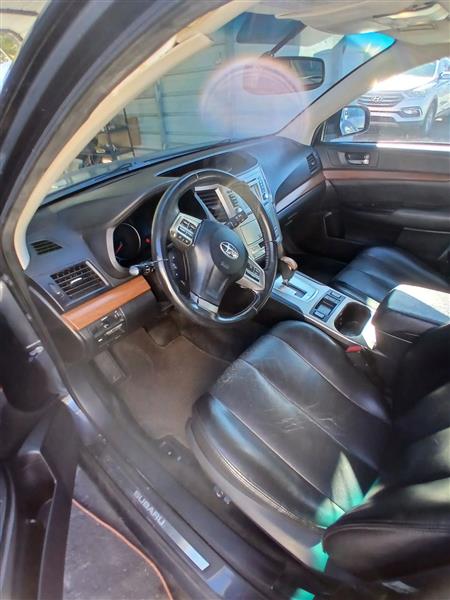 Subaru Outback 2.5i Limited 2013