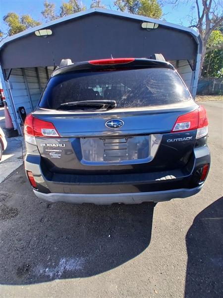 Subaru Outback 2.5i Limited 2013