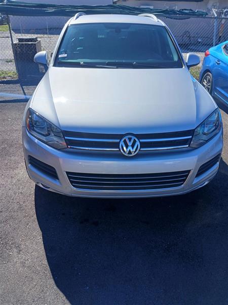Volkswagen Touareg VR6 Lux 2014