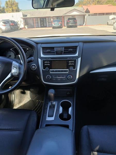 Nissan Altima 2.5 SR 2017