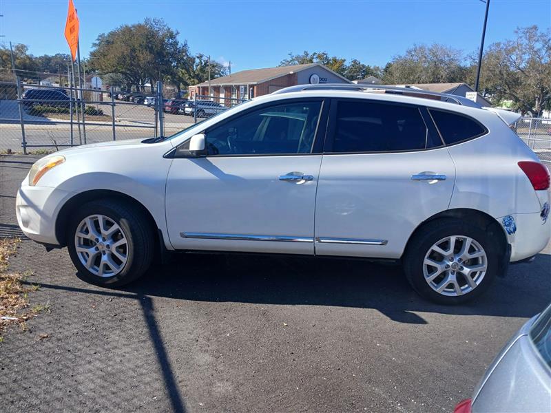 2013 Nissan Rogue SV