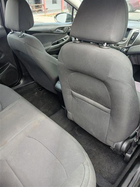 Chevrolet Cruze LT Auto Hatchback 2017