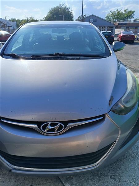 2016 Hyundai Elantra SE 6AT