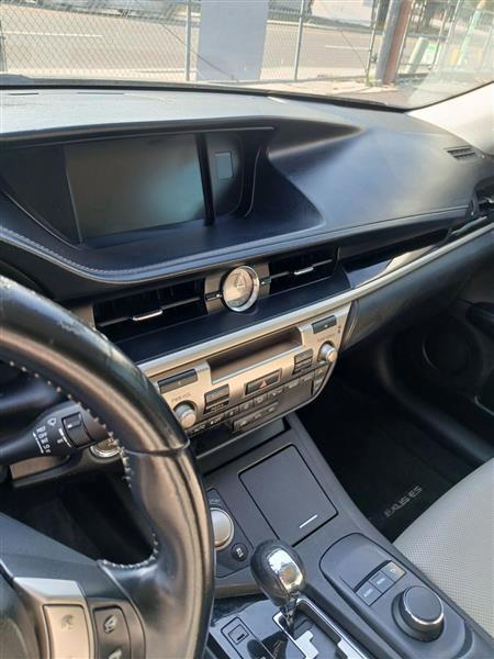 Lexus ES 350 Sedan 2015