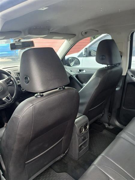 Volkswagen Tiguan S 2016
