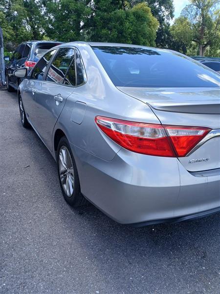 Toyota Camry SE 2016