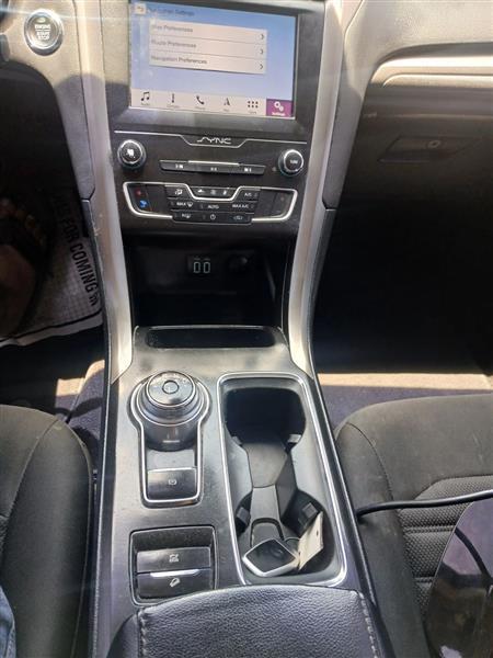 Ford Fusion Hybrid SE 2019