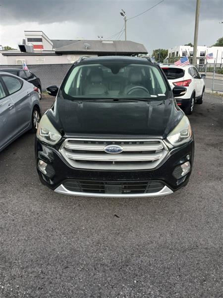 Ford Escape Titanium FWD 2017