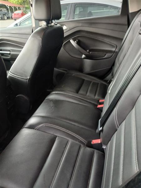 Ford Escape Titanium FWD 2017