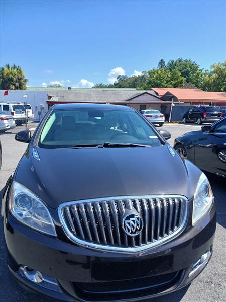 Buick Verano Base 2013