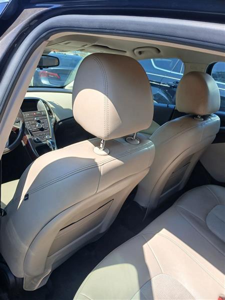 Buick Verano Base 2013
