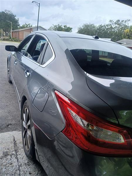 Nissan Altima 2.5 SV 2017