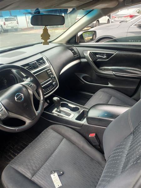 Nissan Altima 2.5 SV 2017