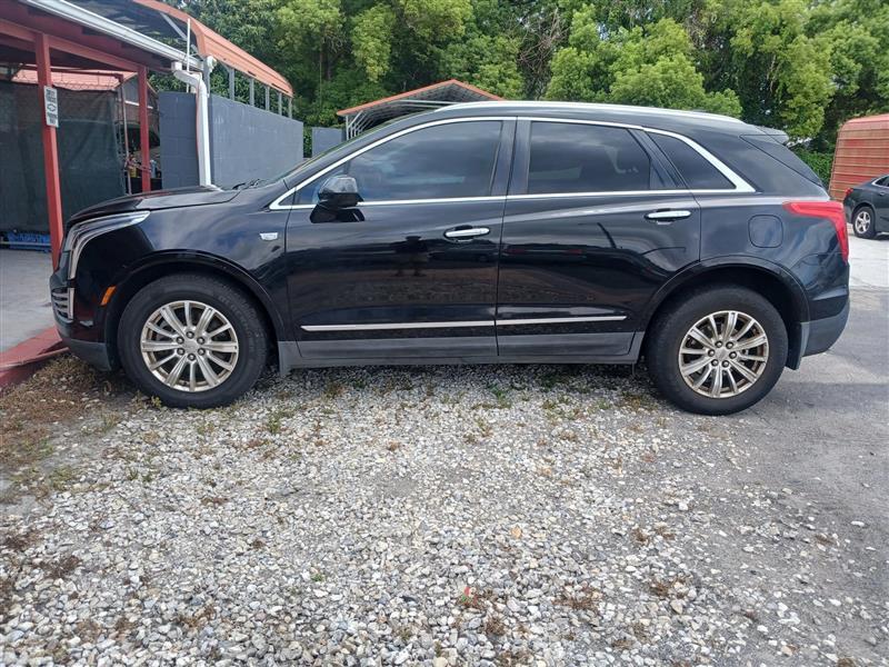2017 Cadillac XT5 Base