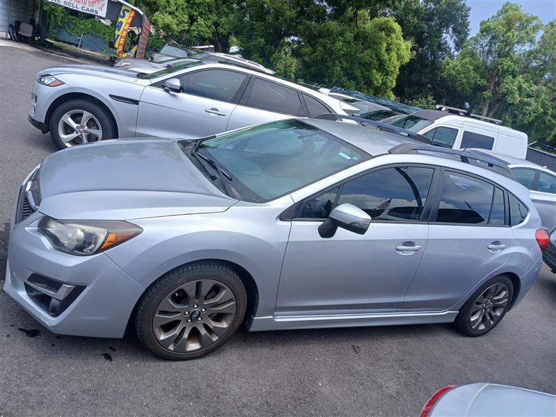 Subaru Impreza 2.0i Limited PZEV 5-Door 2016